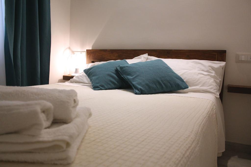 Piazza Martiri Rooms Cagliari Quarto foto